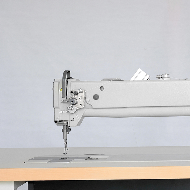 Одноигольная швейная машина с длинным рукавом JS-3A