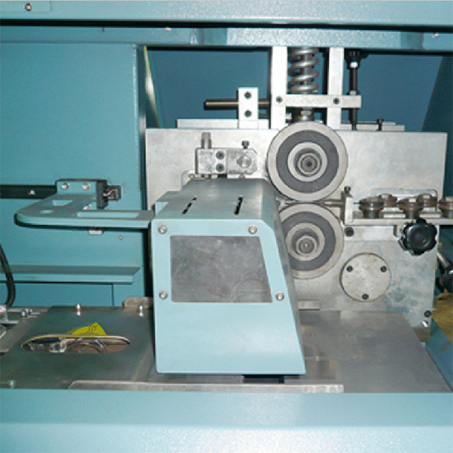 LR-PS-HF Автоматическая машина для навивки карманных пружин